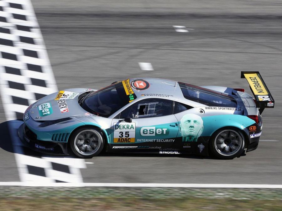  Ferrari 458 Italia GT3 2011 года  (фото 2 из 17)